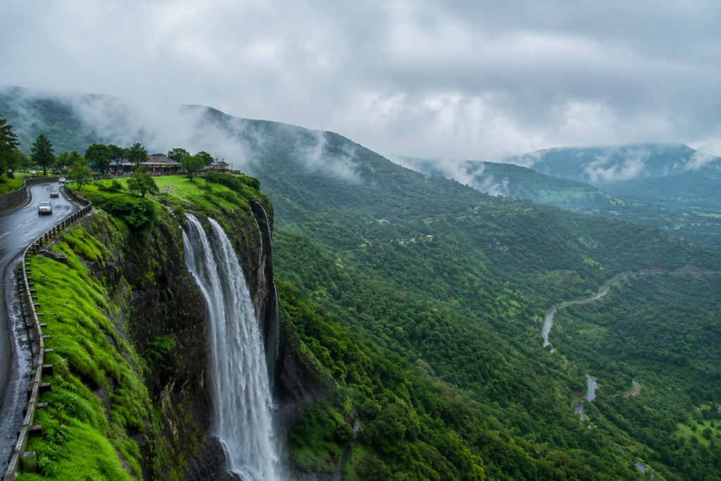 Outstation car rental service for comfortable long-distance travel